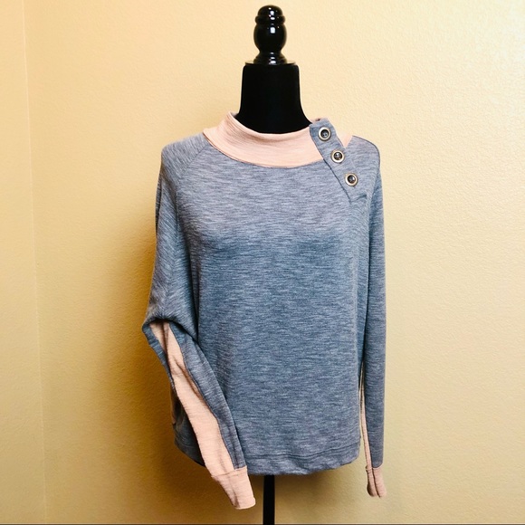 Sweater THML Grey Raglan Top NWT - Picture 1 of 9